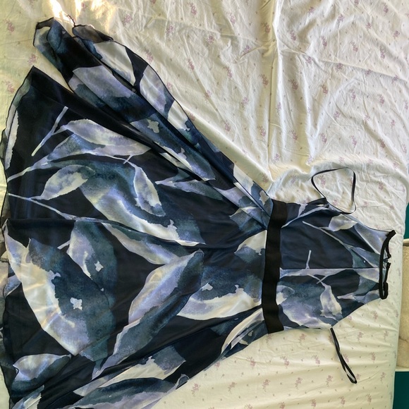 Blue Formal Dress - Picture 4 of 4